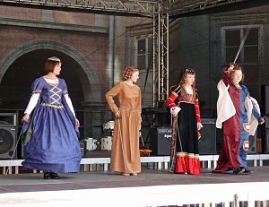 Getanzte Modenschau