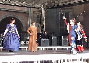 Getanzte Modenschau