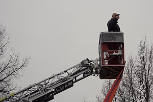 &Uuml;bergabe des Friedenslichts aus Bethlehem an die Kreisjugendfeuerwehren.
