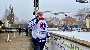 Kinder trainieren mit Ice Rebells im Schl&ouml;sschenpark