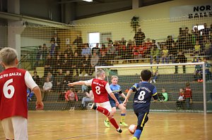 Ein Hallenturnier der Fu&szlig;baller der FSG 99 Salza