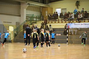 Ein Hallenturnier der Fu&szlig;baller der FSG 99 Salza