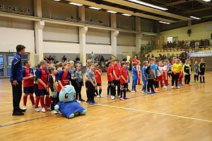Ein Hallenturnier der Fu&szlig;baller der FSG 99 Salza