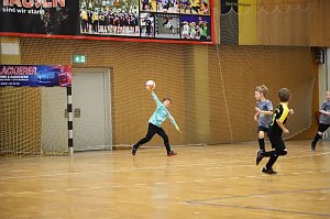 Ein Hallenturnier der Fu&szlig;baller der FSG 99 Salza