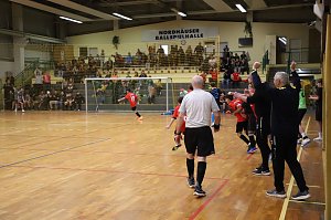 Ein Hallenturnier der Fu&szlig;baller der FSG 99 Salza