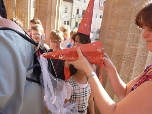 Kindermitteolalterf&uuml;hrung