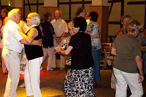 Tanz-Tee im Jugendclubuhaus