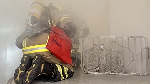 Feuerwehrleute der freiwilligen Feuerwehr Herreden bei einem &Uuml;bungseinsatz