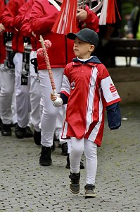 Fest mit Bieranstich, Spielmannszug und Sch&uuml;tzenverein