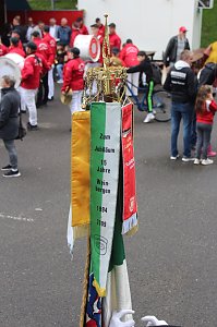Fest mit Bieranstich, Spielmannszug und Sch&uuml;tzenverein