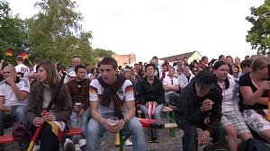Fu&szlig;ballgucken auf dem Berg