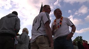 Fu&szlig;ballgucken auf dem Berg