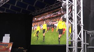Fu&szlig;ballgucken auf dem Berg