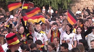 Fu&szlig;ballgucken auf dem Berg