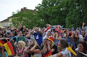 Public Viewing auf den Petersberg