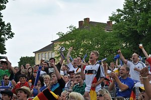 Public Viewing auf den Petersberg