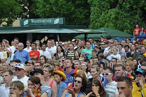 Public Viewing auf den Petersberg