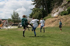 Ein Dorf spielt Fu&szlig;ball