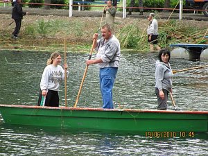 Arbeitseinsatz im Schwimmbad