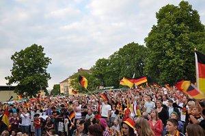 Public Viewing auf den Petersberg