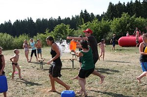 Gel&auml;ndespiel und Wasserschlacht
