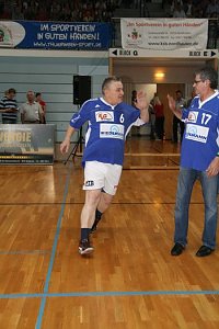 Aufgalopp der Helden und der Promis