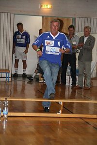 Aufgalopp der Helden und der Promis