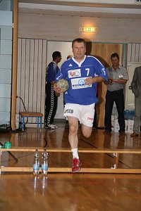 Aufgalopp der Helden und der Promis