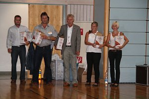 Aufgalopp der Helden und der Promis