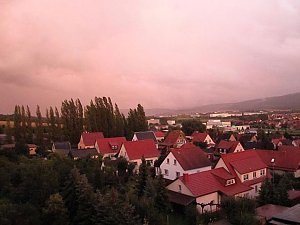 Orangefarbene Welt