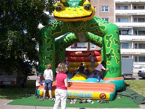 Buntes Treiben in der Promenade