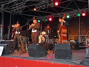 Weinfest gestartet
