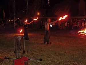 Feuerschau zum Bauernmarkt