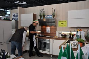 Messe im Autohaus