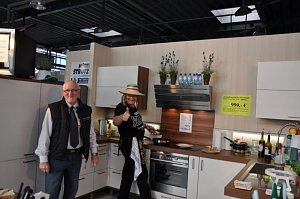 Messe im Autohaus