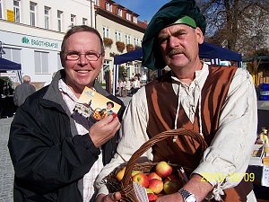 Impressionen Apfelschn&auml;pperamarkt