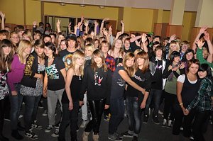 Coole Junge Party im Klubhaus