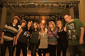 Coole Junge Party im Klubhaus