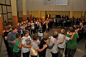 Coole Junge Party im Klubhaus