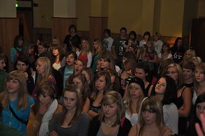 Coole Junge Party im Klubhaus