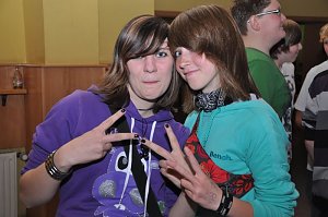 Coole Junge Party im Klubhaus