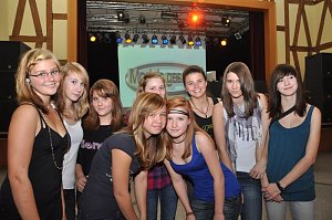 Coole Junge Party im Klubhaus