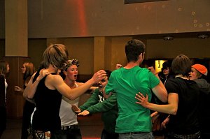 Coole Junge Party im Klubhaus