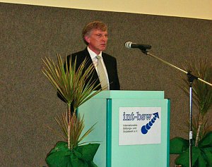 20 Jahren Internationalen Bildungs- und Sozialwerkes e.V.