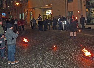 Laternenumzug und Feuerschau