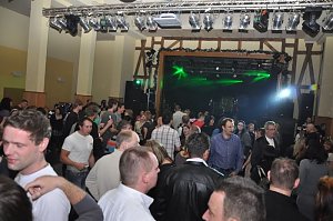 Rocken gegen Aids im Klubhaus