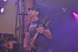 Rocken gegen Aids im Klubhaus