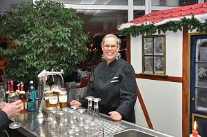&Auml;rzte- und Apothekerball im Autohaus Peter