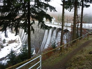 Talsperre bei Neustadt
