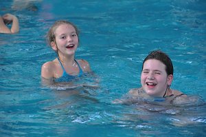 Mega Poolparty im Badehaus